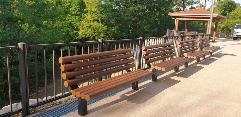 사각쉘터+등의자 설치 공사   - 관악구